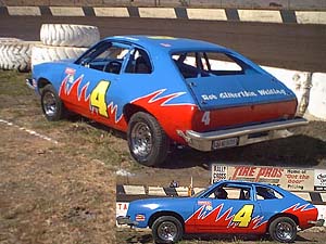 Jeremy Heroux drives the #4 Mini Stock.